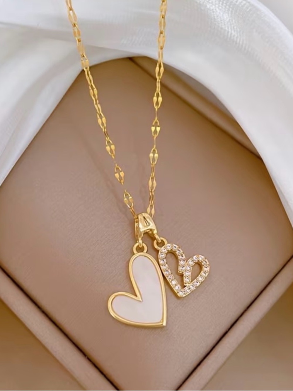Double Gold Heart Pendant Necklace. - Picture 6 of 7